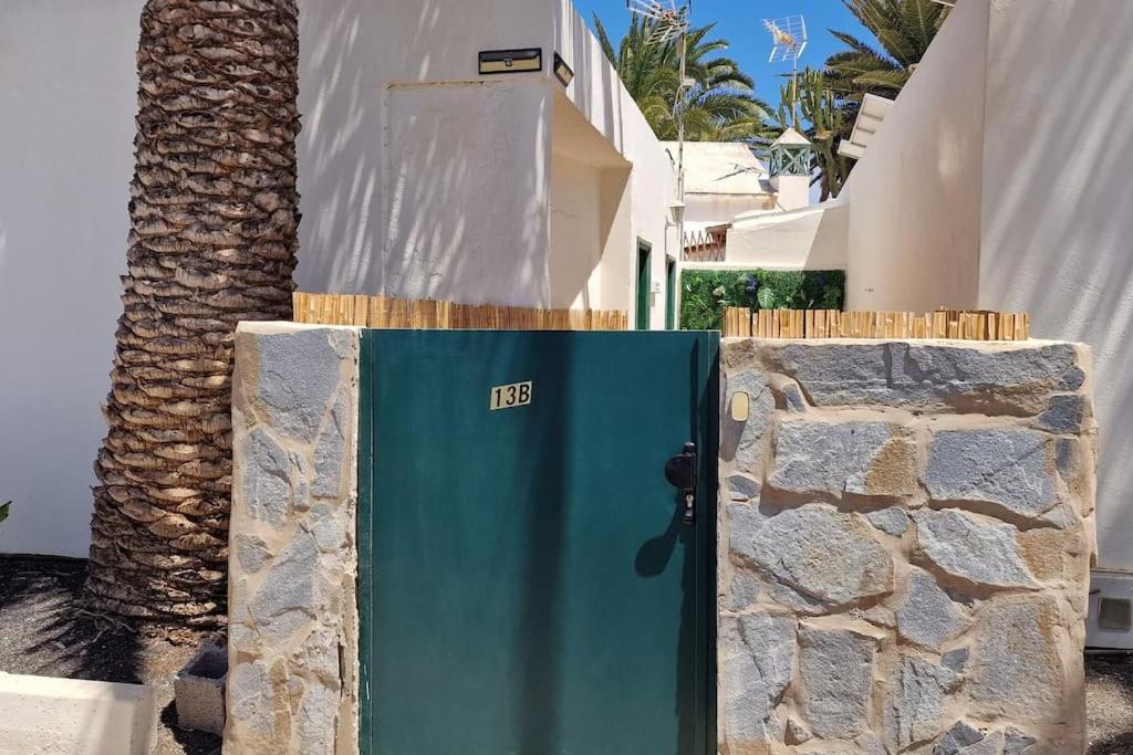 Rockbeach Bungalow Costa Teguise Exterior foto